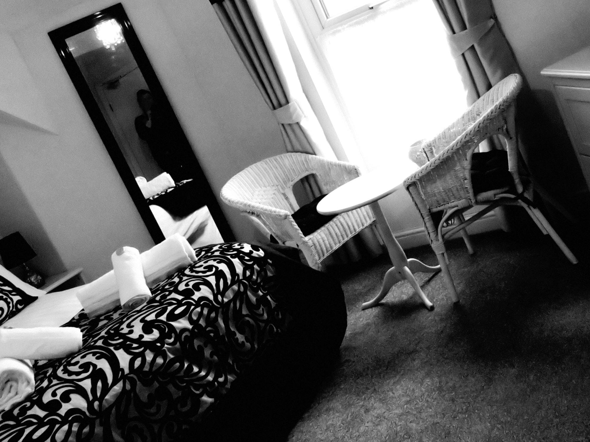 The Heidi Bed & Breakfast Southport Buitenkant foto
