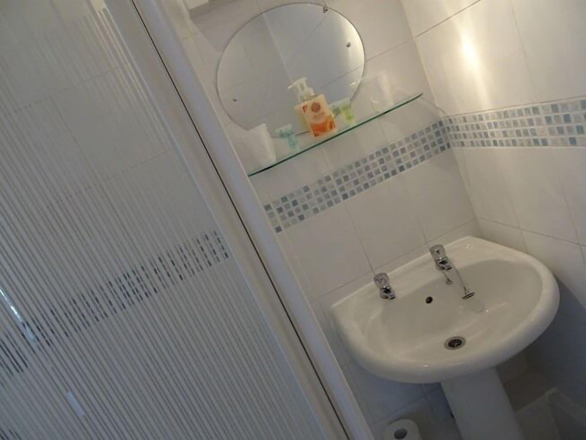 The Heidi Bed & Breakfast Southport Buitenkant foto